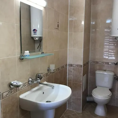 Red House Guest house 3*