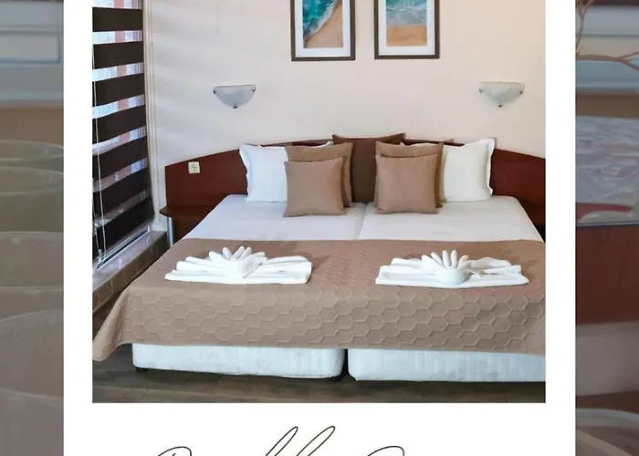 Guest house Red House Nesebar