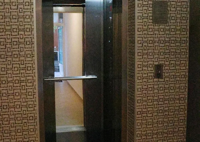 Guest house Red House Nesebar