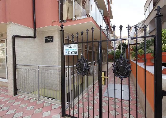 Red House Guest house Nesebar